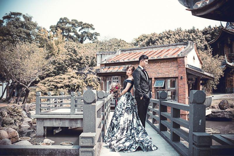 婚紗推薦 首選唯你 婚紗攝影，台北婚紗 中最推薦的高質感 婚紗照，拍婚紗 優惠實在，給新人最幸福的 婚紗攝影 體驗，客製化 婚紗照 包套，網路評價一致好評 婚紗價格 最透明的 婚紗攝影 團隊，實現您夢幻婚禮就在唯你 婚紗攝影。