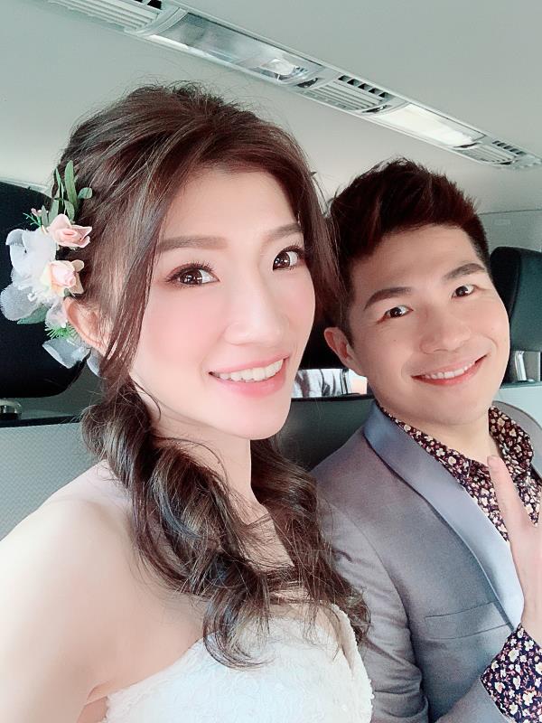 婚紗推薦 首選唯你 婚紗攝影，台北婚紗 中最推薦的高質感 婚紗照，拍婚紗 優惠實在，給新人最幸福的 婚紗攝影 體驗，客製化 婚紗照 包套，網路評價一致好評 婚紗價格 最透明的 婚紗攝影 團隊，實現您夢幻婚禮就在唯你 婚紗攝影。